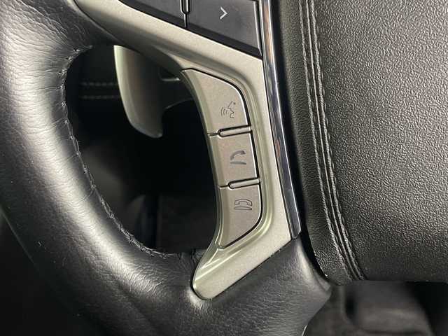 三菱 デリカＤ：５ シャモニー 埼玉県 2024(令6)年 0.8万km グラファイトグレーメタリック/ブラックマイカ 社外11インチナビ　EX11NX/(Bluetooth/HDMI/USB/CD/DVD/AM/FM)/地デジフルセグ/全方位カメラ/ETC/アダプティブクルーズコントロール/衝突軽減ブレーキ/車線逸脱警報/パワーバックドア/ステアリングヒーター/運転席・助手席シートヒーター/パドルシフト/アイドリングストップ/プッシュスタート/ステアリングリモコン/フロントフォグランプ/ウィンカーミラー/純正フロアマット/純正ドアバイザー/純正18インチアルミホイール