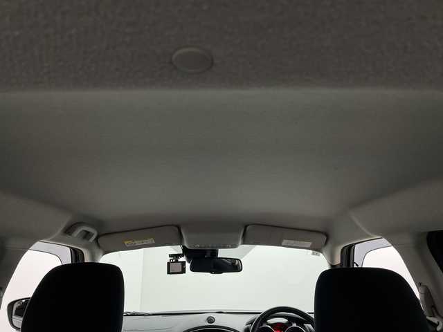 日産 ジューク 15RX Vセレクション 群馬県 2016(平28)年 6.3万km スーパーブラック 純正７型ナビ　フルセグＴＶ　全周囲カメラ　衝突被害軽減システム　アイドリングストップ機能　プッシュスタート　ステアリングスイッチ　横滑り防止機能　オートエアコン　キセノンオートライト　ＥＴＣ