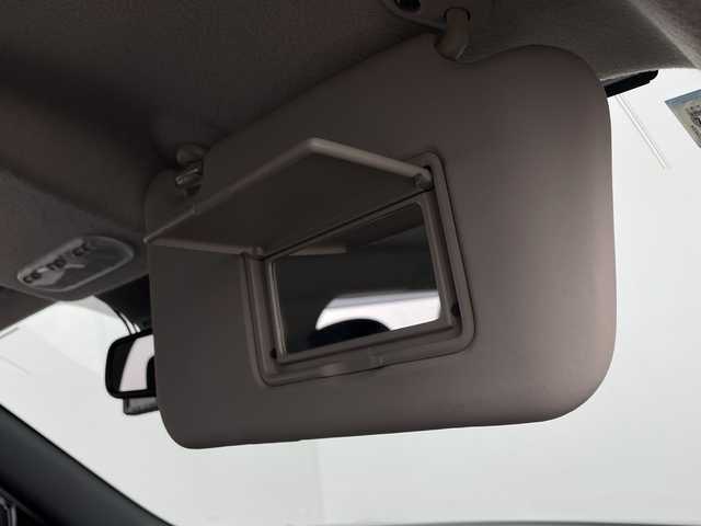 日産 ジューク 15RX Vセレクション 群馬県 2016(平28)年 6.3万km スーパーブラック 純正７型ナビ　フルセグＴＶ　全周囲カメラ　衝突被害軽減システム　アイドリングストップ機能　プッシュスタート　ステアリングスイッチ　横滑り防止機能　オートエアコン　キセノンオートライト　ＥＴＣ