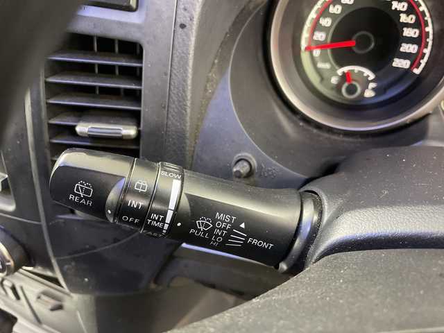 三菱 パジェロ ロング GR 道央・札幌 2012(平24)年 9万km ウォームホワイトパール ・4WD/・ディーゼルターボ/・社外メモリナビ/・CD/DVD/SD/フルセグTV/・Bluetooth接続/・バックカメラ/ETC/・社外エンジンスターター/・センターデフロック/・横滑り防止装置/・HIDヘッドライト/フォグランプ/・ヘッドライトレベライザー/・MTモード付AT/・シートヒーター/・電動格納ミラー/・積込冬タイヤ社外AWセット