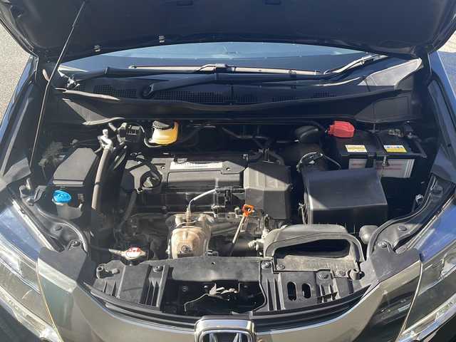 ホンダ オデッセイ アブソルート・EXホンダセンジング 京都府 2016(平28)年 6万km クリスタルブラックパール 純正８インチナビ　Ｂｌｕｅｔｏｏｔｈオーディオ　ＤＶＤ再生　フルセグ　バックカメラ　アダプティブクルーズコントロール　ブラインドスポットモニター　ビルトインＥＴＣ　ＬＥＤヘッドライト　電動シート