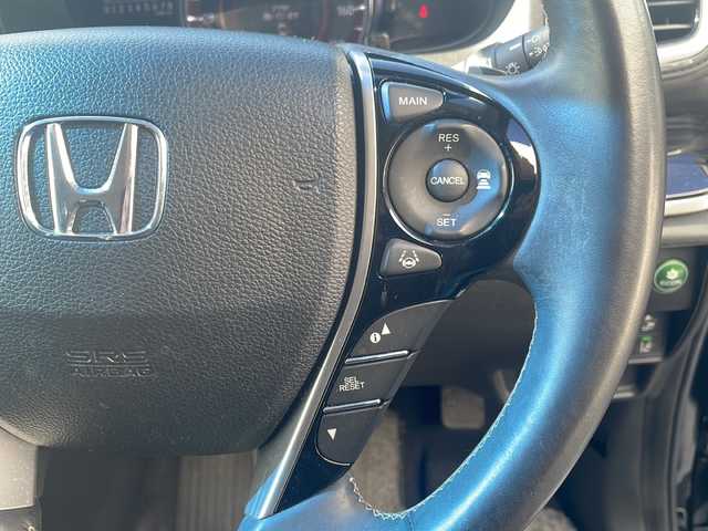 ホンダ オデッセイ アブソルート・EXホンダセンジング 京都府 2016(平28)年 6万km クリスタルブラックパール 純正８インチナビ　Ｂｌｕｅｔｏｏｔｈオーディオ　ＤＶＤ再生　フルセグ　バックカメラ　アダプティブクルーズコントロール　ブラインドスポットモニター　ビルトインＥＴＣ　ＬＥＤヘッドライト　電動シート