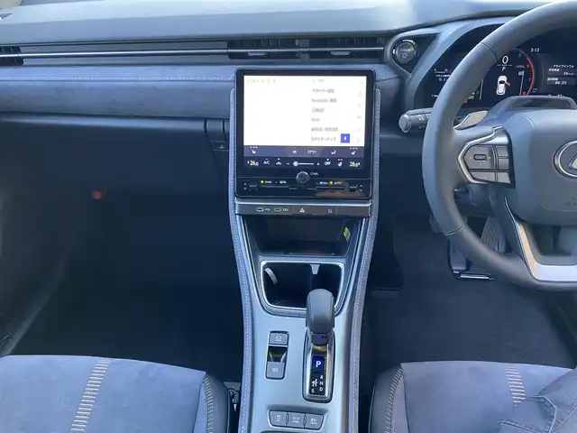 レクサス ＬＢＸ クール 福岡県 2024(令6)年 0.2万km グレーⅡ ・レーダークルーズコントロール/・純正ナビ/Bluetooth/USB/・全方位カメラ/・ハーフレザーシート/シートヒーター/エアシート/・フルセグ/・ETC/・純正18AW/・LEDライト/・BLIS