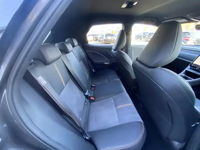 レクサス ＬＢＸ クール 福岡県 2024(令6)年 0.2万km グレーⅡ ・レーダークルーズコントロール/・純正ナビ/Bluetooth/USB/・全方位カメラ/・ハーフレザーシート/シートヒーター/エアシート/・フルセグ/・ETC/・純正18AW/・LEDライト/・BLIS