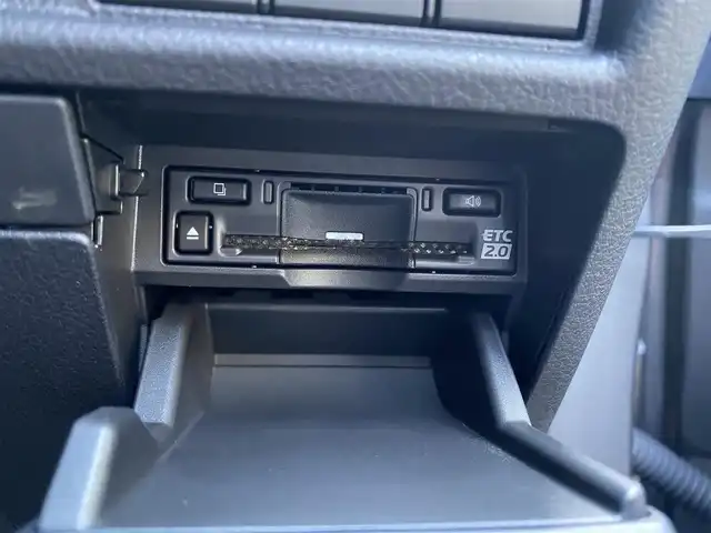 レクサス ＬＢＸ クール 福岡県 2024(令6)年 0.2万km グレーⅡ ・レーダークルーズコントロール/・純正ナビ/Bluetooth/USB/・全方位カメラ/・ハーフレザーシート/シートヒーター/エアシート/・フルセグ/・ETC/・純正18AW/・LEDライト/・BLIS