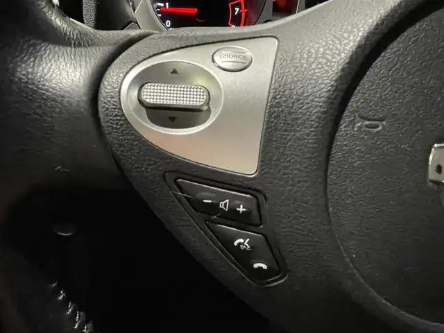 日産 ジューク 15RX Vセレクション 熊本県 2019(平31)年 3.6万km スーパーブラック ワンオーナー/衝突軽減ブレーキ/レーンキープアシスト/プッシュスタート/純正ナビ/（CD・DVD・フルセグTV・BTオーディオ・SD）/アラウンドビューモニター/オートライト/フォグライト/横滑り防止装置/ウィンカーミラー/純正フロアマット/純正ドアバイザー/新車保証書/取扱説明書/スマートスペアキー×1本