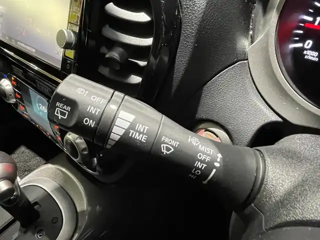 日産 ジューク 15RX Vセレクション 熊本県 2019(平31)年 3.6万km スーパーブラック ワンオーナー/衝突軽減ブレーキ/レーンキープアシスト/プッシュスタート/純正ナビ/（CD・DVD・フルセグTV・BTオーディオ・SD）/アラウンドビューモニター/オートライト/フォグライト/横滑り防止装置/ウィンカーミラー/純正フロアマット/純正ドアバイザー/新車保証書/取扱説明書/スマートスペアキー×1本