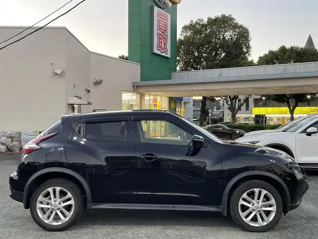 日産 ジューク 15RX Vセレクション 熊本県 2019(平31)年 3.6万km スーパーブラック ワンオーナー/衝突軽減ブレーキ/レーンキープアシスト/プッシュスタート/純正ナビ/（CD・DVD・フルセグTV・BTオーディオ・SD）/アラウンドビューモニター/オートライト/フォグライト/横滑り防止装置/ウィンカーミラー/純正フロアマット/純正ドアバイザー/新車保証書/取扱説明書/スマートスペアキー×1本