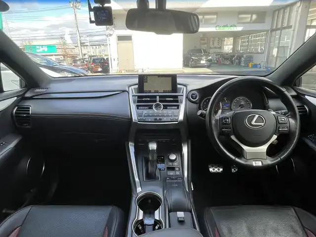 レクサス ＮＸ 300h Fスポーツ 宮城県 2015(平27)年 14.5万km ブラック 4WD/純正HDDナビ/フルセグTV/BT/AM/FM/DVD/CD/USB/バックカメラ/サイドカメラ/サンルーフ/前後ドライブレコーダー/パドルシフト/クルーズコントロール/ステアリングヒーター/前席パワーシート/シートヒーター/エアシート/LEDヘッドライト/フロントフォグライト/オートライト/ビルトインETC/エンジンプッシュスタート/スマートキー/スペアキー×２/取扱説明書/点検記録簿R3～R6/純正AW付き夏タイヤ/（235/55/R18）/冬タイヤゴムのみ積込み/（235/55/R18）