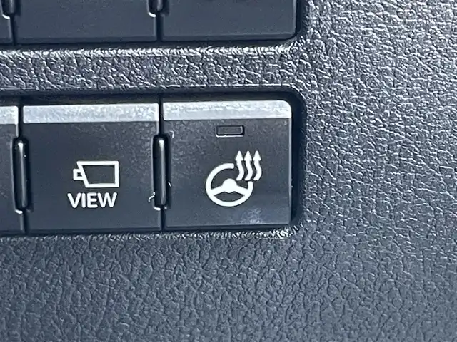 レクサス ＮＸ 300h Fスポーツ 宮城県 2015(平27)年 14.5万km ブラック 4WD/純正HDDナビ/フルセグTV/BT/AM/FM/DVD/CD/USB/バックカメラ/サイドカメラ/サンルーフ/前後ドライブレコーダー/パドルシフト/クルーズコントロール/ステアリングヒーター/前席パワーシート/シートヒーター/エアシート/LEDヘッドライト/フロントフォグライト/オートライト/ビルトインETC/エンジンプッシュスタート/スマートキー/スペアキー×２/取扱説明書/点検記録簿R3～R6/純正AW付き夏タイヤ/（235/55/R18）/冬タイヤゴムのみ積込み/（235/55/R18）