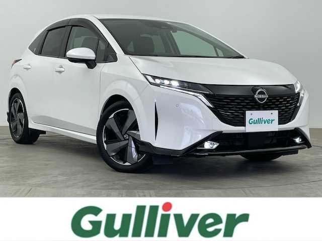 日産 オーラ G レザーエディション 大分県 2022(令4)年 1.2万km ピュアホワイトパール 純正9インチナビ/フルセグ/Bluetooth/DVD/ＵＳＢ入力端子　/ドライブレコーダー　/全周囲カメラ　/ＥＴＣ　/プロパイロット　/前後クリアランスソナー　/ブラインドスポットモニター/エマージェンシーブレーキ/純正フロアマット/オートLEDヘッドライト