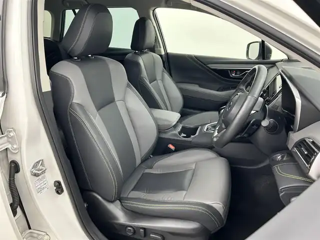 スバル アウトバック X－ブレイクEX 熊本県 2023(令5)年 4.7万km クリスタルホワイトP 4WD/メーカー純正ナビ(ApplCarPlay・AndroidAuto・フルセグ・BT・AUX・USB）/バック/フロントカメラ/社外前後ドライブレコーダー/アイサイト/・プリクラッシュセーフティ/・レーンキープアシスト/・アダブティブクルーズコントロール/・ステアリング連動ヘッドライト/・アダブティブドライビングビーム/・前後誤発進抑制/・先行車発進お知らせ/・ドライバーモニタリングシステム/・アクティブレーンチェンジアシスト/横滑り防止/前席シートヒーター/前席パワーシート/ステアリングヒーター/電動パーキングブレーキ/ブレーキホールド/純正フロアマット/純正１８インチAW/オートライト/LEDヘッドライト/フォグライト/スマートキー/プッシュスタート/ルーフレール/保証書/取扱説明書