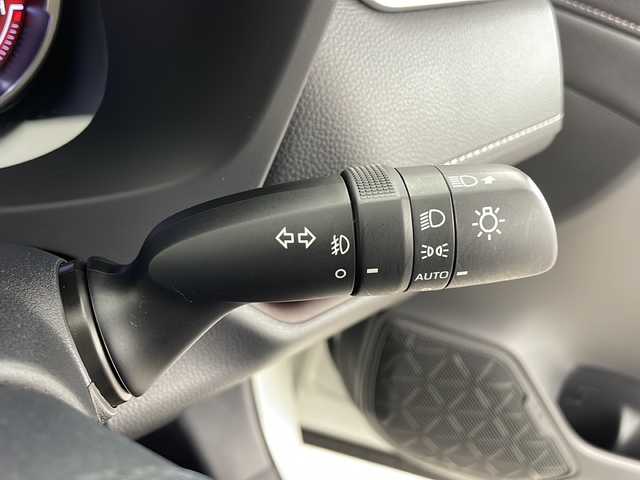 トヨタ ＲＡＶ４ G 鹿児島県 2020(令2)年 3.8万km ホワイトパールクリスタルシャイン 4WD/ルーフレール/衝突被害軽減システム/純正9型ナビ/（フルセグTV BT AM FM）/バックカメラ/レーダークルーズコントロール/レザーシート/シートヒーターD＋N/パワーシートD席/純正AW/純正フロアマット/オートマチックハイビーム/ステアリングリモコン/ビルドインＥＴC/ブラインドスポットモニター/ステアリングヒーター/レーンキープアシスト