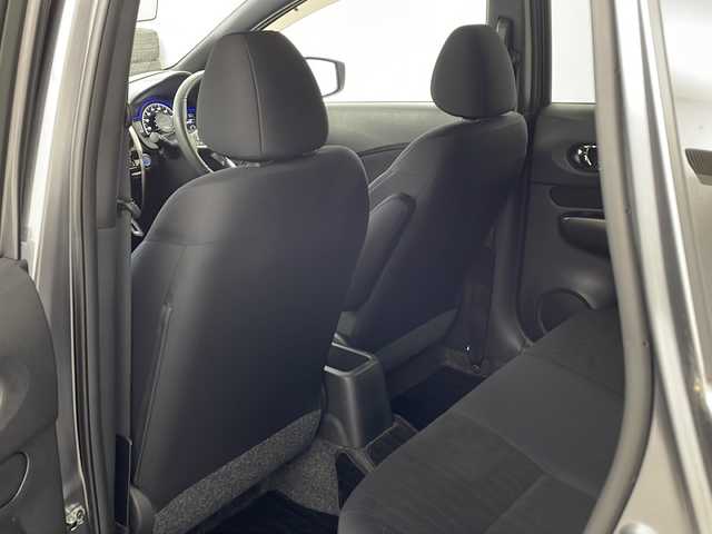 日産 ノート e－パワーオーテック 兵庫県 2018(平30)年 1.1万km ダークメタルグレー ・純正SDナビ&TV&Bluetooth&CD&DVD&SD&USB/・アラウンドビューモニター/・エマージェンシーブレーキ/・レーダークルーズコントロール/・レーンキープアシスト/・前後コーナーセンサー/・ABS/・横滑り防止機能（VDC）/・盗難防止装置/・LEDライト/・オートライト/・ナビ連動ドライブレコーダー/・デジタルインナーミラー/・純正フロアマット/・純正アルミホイール/・LEDヘッドライト/・AACエアコン/・ETC/・スマートキー/・スペアキー/・Wエアバック/・プッシュスタート/・記録簿/・保証書/・取扱説明書