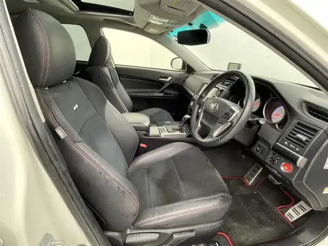 トヨタ マークＸ 250G Sパッケージ G’s 熊本県 2013(平25)年 7.7万km ホワイトパールクリスタルシャイン 禁煙車　/サンルーフ　/４本出しマフラー　/社外ナビ（ＢＴ・フルセグ・ｉｐｏｄ）/バックカメラ　/ビルトインＥＴＣ　/レーダークルーズコントロール　/ハーフレザーシート　/横滑り防止　/パドルシフト/純正フロアマット/オートライト/スマートキー/プッシュスタート/スペアキー1本/保証書/取扱説明書