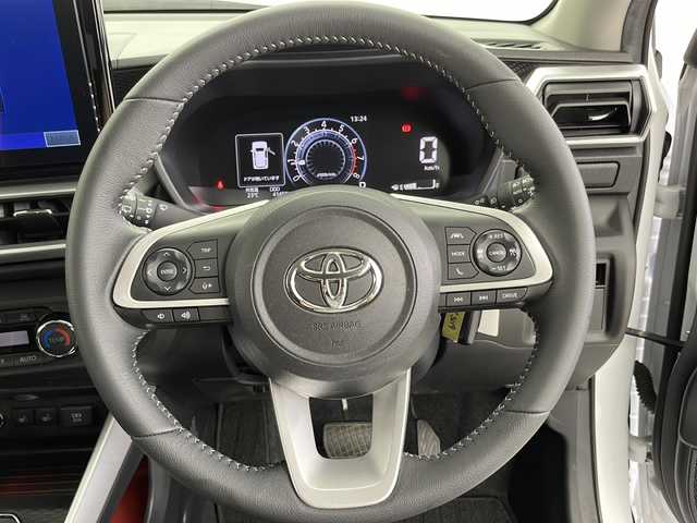 トヨタ ライズ Z 千葉県 2022(令4)年 4.3万km シャイニングホワイトパール スマートアシスト/・衝突軽減ブレーキ/・車線逸脱警報機能/・ふらつき警報/・誤発進抑制機能/・先行車発進お知らせ機能/・標識認識機能/・レーンキープコントロール/社外10インチディスプレイナビ/前後コーナーセンサー/LEDヘッドライト/スマートキー/LEDヘッドライト/フォグランプ