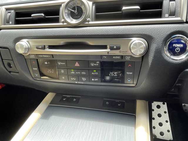 レクサス ＧＳ 450h Fスポーツ 静岡県 2014(平26)年 12.8万km ホワイトノーヴァガラスフレーク ワンオーナー/サンルーフ/純正ナビ/フルセグTV/DVD/CD/BT/MSV/USB/バックカメラ/ベージュ革シート/運転席シートメモリー/前席シートヒーター/前席エアシート/前席パワーシート/クルーズコントロール/ビルトインETC/ステアリングスイッチ/LEDヘッドライト/LEDフォグライト/純正19インチAW/スマートキー×2/カードキー/保証書/取扱説明書/ナビ取扱説明書