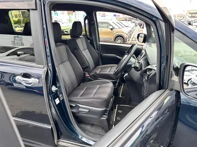 トヨタ ヴォクシー ZS 煌Ⅱ 宮城県 2020(令2)年 3.2万km ブラッキッシュアゲハガラスフレーク セーフティセンス/・プリクラッシュセーフティ/・レーンディパーチャーアラート/・オートマチックハイビーム/先行車発進告知機能/インテリジェントクリアランスソナー/純正フリップダウンモニター（V12T-R68C）/純正9インチナビ（NSZT-Y68T）/・CD/DVD/・Bluetooth/・フルセグTV/バックカメラ/ビルトインETC/ドライブレコーダー/両側パワースライドドア/革巻きステアリング/クルーズコントロール/ステアリングスイッチ/LEDヘッドランプ/フォグランプ/オートライト/スマートキー＆プッシュスタート/スペアキー/電動格納ミラー/純正16インチAW/純正フロアマット/純正ドアバイザー/Wエアバッグ