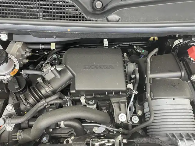 ホンダ Ｎ ＢＯＸ カスタム ターボ 滋賀県 2023(令5)年 0.8万km トワイライトミストブラックパール 禁煙車/純正9型ナビ/CD/DVD/Bluetooth/フルセグTV/ドラレコ/ETC/全方位カメラ/後席モニター/両側パワースライドドア/プッシュスタート/スペアキー/クルーズコントロール/ハーフレザーシート/ホンダセンシング/LEDヘッドライト/オートライト