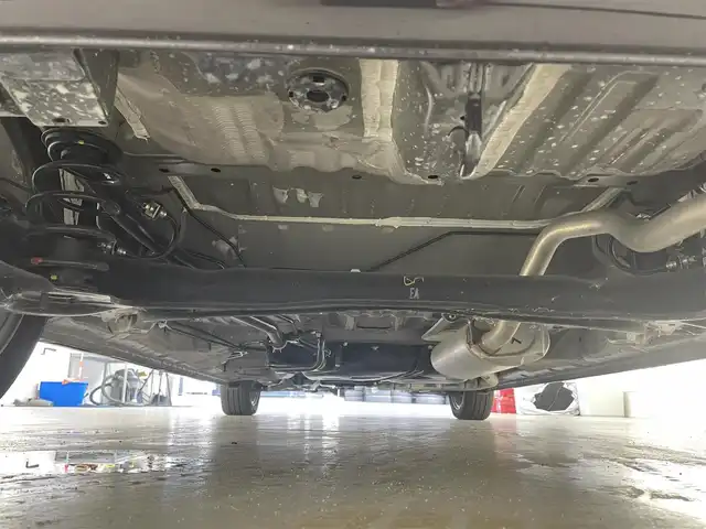 ホンダ Ｎ ＢＯＸ カスタム ターボ 滋賀県 2023(令5)年 0.8万km トワイライトミストブラックパール 禁煙車/純正9型ナビ/CD/DVD/Bluetooth/フルセグTV/ドラレコ/ETC/全方位カメラ/後席モニター/両側パワースライドドア/プッシュスタート/スペアキー/クルーズコントロール/ハーフレザーシート/ホンダセンシング/LEDヘッドライト/オートライト