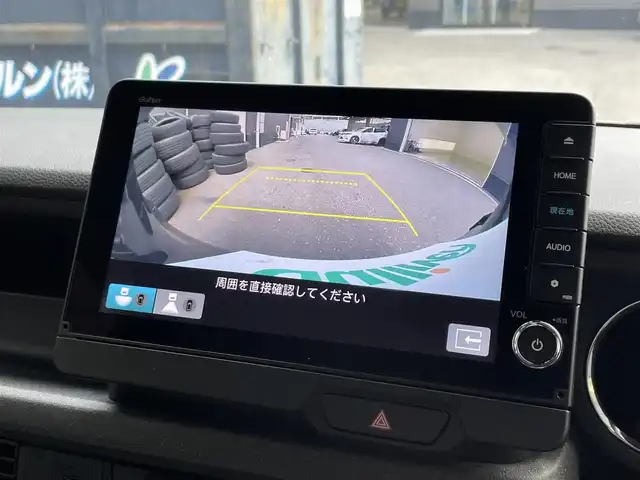 ホンダ Ｎ ＢＯＸ カスタム ターボ 滋賀県 2023(令5)年 0.8万km トワイライトミストブラックパール 禁煙車/純正9型ナビ/CD/DVD/Bluetooth/フルセグTV/ドラレコ/ETC/全方位カメラ/後席モニター/両側パワースライドドア/プッシュスタート/スペアキー/クルーズコントロール/ハーフレザーシート/ホンダセンシング/LEDヘッドライト/オートライト