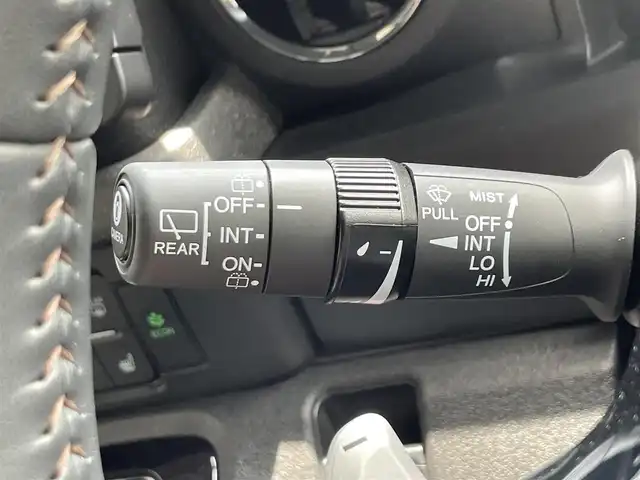 ホンダ Ｎ ＢＯＸ カスタム ターボ 滋賀県 2023(令5)年 0.8万km トワイライトミストブラックパール 禁煙車/純正9型ナビ/CD/DVD/Bluetooth/フルセグTV/ドラレコ/ETC/全方位カメラ/後席モニター/両側パワースライドドア/プッシュスタート/スペアキー/クルーズコントロール/ハーフレザーシート/ホンダセンシング/LEDヘッドライト/オートライト