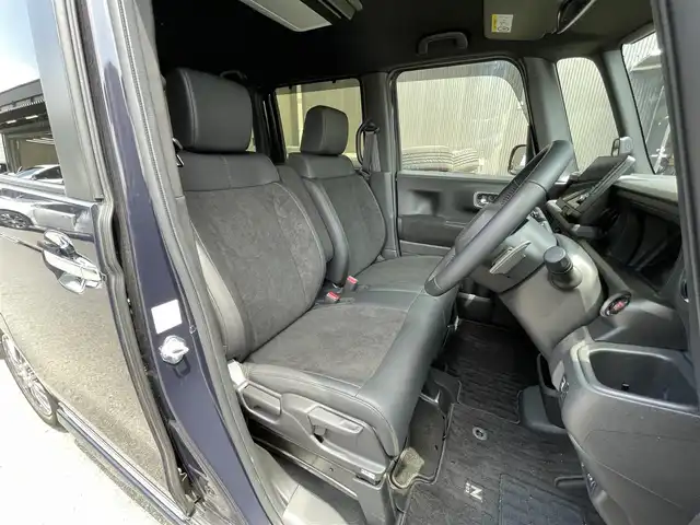 ホンダ Ｎ ＢＯＸ カスタム ターボ 滋賀県 2023(令5)年 0.8万km トワイライトミストブラックパール 禁煙車/純正9型ナビ/CD/DVD/Bluetooth/フルセグTV/ドラレコ/ETC/全方位カメラ/後席モニター/両側パワースライドドア/プッシュスタート/スペアキー/クルーズコントロール/ハーフレザーシート/ホンダセンシング/LEDヘッドライト/オートライト