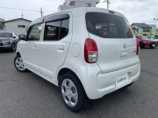 スズキ アルト L 静岡県 2023(令5)年 0.3万km ピュアホワイトP ワンオーナー/登録時2251キロ/純正ディスプレイオーディオ/USB/Bluetooth/バックカメラ/セーフティサポート（予防安全技術）/・デュアルカメラブレーキサポート/・誤発進抑制機能/・後方誤発進抑制機能/・車線逸脱警報機能/・ふらつき警報機能/・先行車発進お知らせ機能/・ハイビームアシスト/アイドリングストップ/LEDライト/前席シートヒーター/純正フロアマット/ドアバイザー/キーレス/スペアキー/新車時保証書/取扱説明書