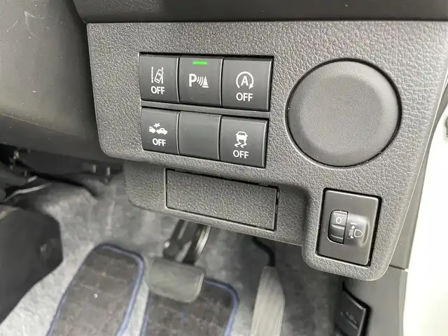 スズキ アルト L 静岡県 2023(令5)年 0.3万km ピュアホワイトP ワンオーナー/登録時2251キロ/純正ディスプレイオーディオ/USB/Bluetooth/バックカメラ/セーフティサポート（予防安全技術）/・デュアルカメラブレーキサポート/・誤発進抑制機能/・後方誤発進抑制機能/・車線逸脱警報機能/・ふらつき警報機能/・先行車発進お知らせ機能/・ハイビームアシスト/アイドリングストップ/LEDライト/前席シートヒーター/純正フロアマット/ドアバイザー/キーレス/スペアキー/新車時保証書/取扱説明書