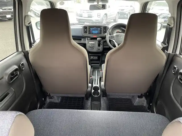 スズキ アルト L 静岡県 2023(令5)年 0.3万km ピュアホワイトP ワンオーナー/登録時2251キロ/純正ディスプレイオーディオ/USB/Bluetooth/バックカメラ/セーフティサポート（予防安全技術）/・デュアルカメラブレーキサポート/・誤発進抑制機能/・後方誤発進抑制機能/・車線逸脱警報機能/・ふらつき警報機能/・先行車発進お知らせ機能/・ハイビームアシスト/アイドリングストップ/LEDライト/前席シートヒーター/純正フロアマット/ドアバイザー/キーレス/スペアキー/新車時保証書/取扱説明書