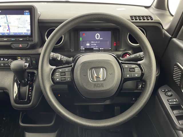 ホンダ Ｎ ＢＯＸ カスタム 千葉県 2024(令6)年 0.1万km プラチナホワイトパール 純正ナビ/　Bluetooth/フルセグTV/ホンダセンシング/レーダークルーズコントロール/レーンキープアシスト/衝突軽減ブレーキ/クリアランスソナー/先行車発進警報/標識認識機能/オートハイビーム/電動パーキング/オートホールド/前席シートヒーター/ETC/LEDヘッドライト/フロアマット/ロールサンシェード
