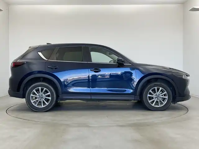 マツダ ＣＸ－５ XD プロアクティブ 新潟県 2022(令4)年 2.7万km ディープクリスタルブルーマイカ 純正10.25インチディスプレイオーディオ　/Bluetooth・USB・AppleCarPlay・AndroidAuto・AM・FM/パノラミックビューモニター　/フルセグ　/D席パワーシート　/前席シートヒーター　/電動リアゲート/LEDオートライト　/衝突被害軽減システム/レーンキープアシスト/クルーズコントロール/前後コーナーセンサー/アイドリングストップ/ダウンヒルアシストコントロール/純正前後ドライブレコーダー/ステアリングヒーター/パワーバックドア/パドルシフト/ETC/４WD/MTモード付AT/純正フロアマット/純正１７インチアルミホイール/スマートキー