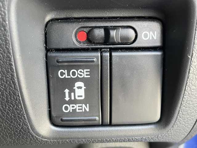 ホンダ Ｎ ＢＯＸ 2トーン G Lパッケージ 福岡県 2016(平28)年 4.8万km 青／白 社外ナビ（ＡＶＩＣ－ＲＺ３３）/バックカメラ/パワースライドドア/ビルトインＥＴＣ/ステアリングリモコン/ワンセグＴＶ/ＣＤ／ＤＶＤ再生/純正アルミ/ロールサンシェード/スマートキー/プッシュスタート
