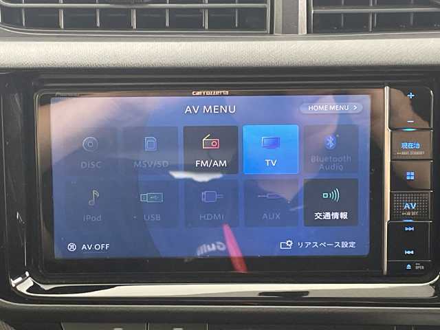 トヨタ アクア X－URBAN 愛知県 2014(平26)年 7.7万km フレッシュグリーンマイカメタリック 社外ナビ/・フルセグテレビ/・Ｂｌｕｅｔｏｏｔｈ/・ＳＤ音楽録音/・ＣＤ/ＤＶＤ/オートライト/ＥＴＣ/ルーフレール/純正16インチアルミホイール/スマートキー