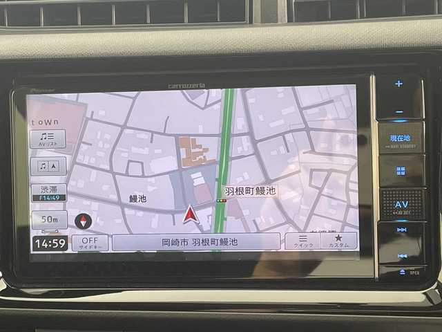 トヨタ アクア X－URBAN 愛知県 2014(平26)年 7.7万km フレッシュグリーンマイカメタリック 社外ナビ/・フルセグテレビ/・Ｂｌｕｅｔｏｏｔｈ/・ＳＤ音楽録音/・ＣＤ/ＤＶＤ/オートライト/ＥＴＣ/ルーフレール/純正16インチアルミホイール/スマートキー
