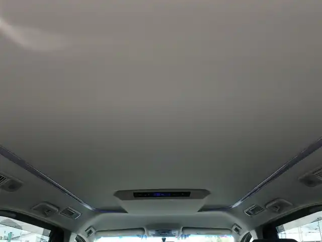 トヨタ ヴェルファイア Z 山形県 2015(平27)年 5.2万km バーニングブラッククリスタルシャインガラスフレーク 4WD/メモリナビ/　　【CD DVD BT フルセグ USB】/バックカメラ/パワースライドドア/LEDオートヘッドライト/オットマン/純正18インチアルミホイール/アイドリングストップ/コーナーセンサー/ステアリングスイッチ/MTモード付AT/電動格納ウィンカーミラー/フォグランプ/フロアマット/ドアバイザ―/スマートキー/ETC