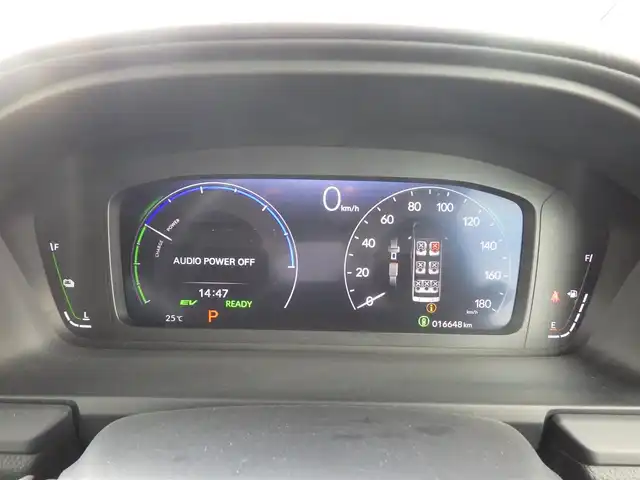 ホンダ ステップワゴン スパーダ eHEV プレミアムライン 千葉県 2024(令6)年 1.7万km プラチナホワイトパール ホンダセンシング/・衝突軽減ブレーキ（CMBS）/・車線維持支援システム（LKAS）/・アダプティブクルーズコントロール（ACC）/・後方誤発進抑制機能/・誤発進抑制機能/・ブラインドスポットインフォメーション/パワーバックドア/両側パワースライドドア/9インチ純正コネクトナビ/地デジTV/【DVD/CD再生機能　Bluetooth接続】/マルチビューカメラシステム/ドライブレコーダー（前後撮影）/ハーフレザーシート/前席シートヒーター/後席オットマン/革巻きステアリング/ステアリングスイッチ/パドルシフト/ETC/LEDヘッドライト/フォグライト/ウインカーミラー/コーナーセンサー/純正17インチアルミホイル/サイド/カーテンエアバッグ/Honda スマートキー