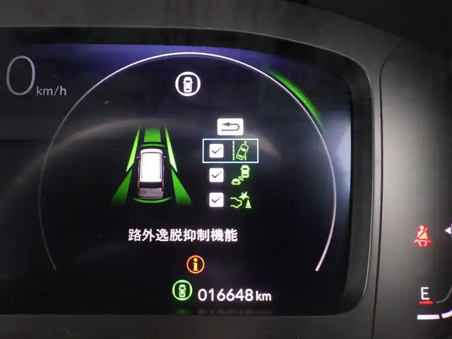 ホンダ ステップワゴン スパーダ eHEV プレミアムライン 千葉県 2024(令6)年 1.7万km プラチナホワイトパール ホンダセンシング/・衝突軽減ブレーキ（CMBS）/・車線維持支援システム（LKAS）/・アダプティブクルーズコントロール（ACC）/・後方誤発進抑制機能/・誤発進抑制機能/・ブラインドスポットインフォメーション/パワーバックドア/両側パワースライドドア/9インチ純正コネクトナビ/地デジTV/【DVD/CD再生機能　Bluetooth接続】/マルチビューカメラシステム/ドライブレコーダー（前後撮影）/ハーフレザーシート/前席シートヒーター/後席オットマン/革巻きステアリング/ステアリングスイッチ/パドルシフト/ETC/LEDヘッドライト/フォグライト/ウインカーミラー/コーナーセンサー/純正17インチアルミホイル/サイド/カーテンエアバッグ/Honda スマートキー