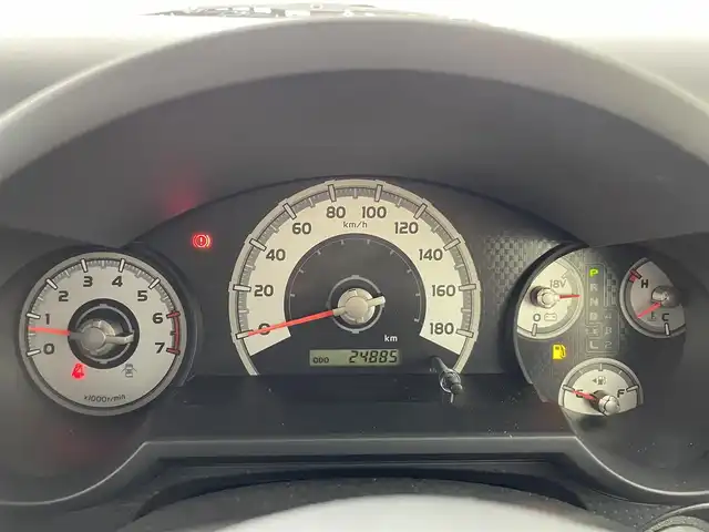 トヨタ ＦＪクルーザー 群馬県 2017(平29)年 2.5万km ホワイト 純正ディーラーナビ（NSCD-W66T)/・CD/SD/Bluetooth/AUX/ワンセグTV/＝＝＝＝＝/社外グリル　バンパーガード　純正ナビ　Ｂｌｕｅｔｏｏｔｈ　ドライブレコーダー　バックカメラ　ルーフキャリア　１７インチＡＷ　キーレス　ＬＥＤヘッドライト　ＥＴＣ　ステアリングスイッチ　４ＷＤ　禁煙車