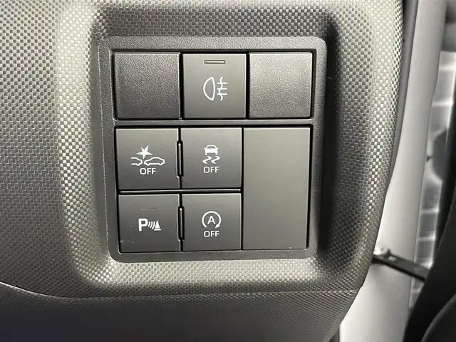 ダイハツ ロッキー G 千葉県 2021(令3)年 3.3万km シャイニングホワイトパール 禁煙車/モデリスタエアロ（F.S.R）/スマートアシスト/・レーダークルーズコントロール/・クリアランスソナー/・ステアリングアシスト/社外9インチワイドメモリナビ/・型番：MDV-M908HDL/・CD/DVD/USB/Bluetooth/フルセグTV/・バックカメラ/・ビルトインETC/ステアリングスイッチ/MT付きAT/DNシートヒーター/純正フロアマット/純正17インチAW/オートライト/・LEDヘッドライト/・LEDフォグランプ/プッシュスタート/・スマートキー/アイドリングストップ