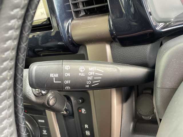 スズキ ハスラー Jスタイル Ⅲ 愛知県 2018(平30)年 4.8万km シフォンアイボリーメタリックブラック2トーンルーフ SDナビ/シートヒーター/純正アルミホイール/ルーフレール/HIDヘッドライト/オートライト/ドライブレコーダー/ETC/衝突軽減システム/フルセグ/CD/Bluetooth/ステアリングスイッチ/スマートキー/プッシュスタート