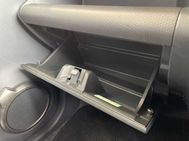 スズキ ハスラー Jスタイル Ⅲ 愛知県 2018(平30)年 4.8万km シフォンアイボリーメタリックブラック2トーンルーフ SDナビ/シートヒーター/純正アルミホイール/ルーフレール/HIDヘッドライト/オートライト/ドライブレコーダー/ETC/衝突軽減システム/フルセグ/CD/Bluetooth/ステアリングスイッチ/スマートキー/プッシュスタート