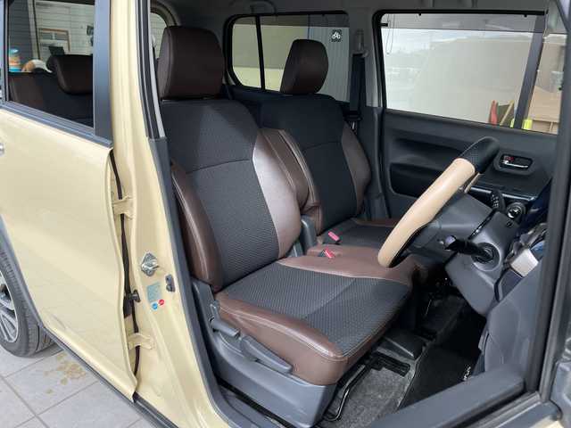 スズキ ハスラー Jスタイル Ⅲ 愛知県 2018(平30)年 4.8万km シフォンアイボリーメタリックブラック2トーンルーフ SDナビ/シートヒーター/純正アルミホイール/ルーフレール/HIDヘッドライト/オートライト/ドライブレコーダー/ETC/衝突軽減システム/フルセグ/CD/Bluetooth/ステアリングスイッチ/スマートキー/プッシュスタート