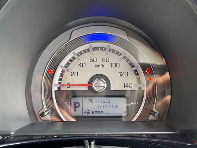 スズキ ハスラー Jスタイル Ⅲ 愛知県 2018(平30)年 4.8万km シフォンアイボリーメタリックブラック2トーンルーフ SDナビ/シートヒーター/純正アルミホイール/ルーフレール/HIDヘッドライト/オートライト/ドライブレコーダー/ETC/衝突軽減システム/フルセグ/CD/Bluetooth/ステアリングスイッチ/スマートキー/プッシュスタート