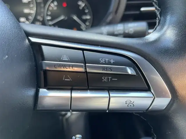 マツダ マツダ３ファストバック 15S ツーリング 福島県 2021(令3)年 3.5万km マシーングレープレミアムM i-ACTIVESENSE/ヘッドアップディスプレイ/純正SDナビ/（BT/USB/HDMI/フルセグTV/AM/FM）/バックカメラ/ブラインドスポットモニター/レーンキープアシスト/前後コーナーセンサー/オートホールド/LEDヘッドライト/オートハイビーム/オートワイパー/ETC/ドライブレコーダー前後/純正18インチAW/プッシュスタート/スマートキー