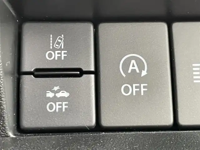 スズキ ジムニー XC 大阪府 2025(令7)年 0.1千km ミディアムグレー 衝突軽減ブレーキ/リアコーナーセンサー　/前席シートヒーター　/クルーズコントロール/レーンキープアシスト　/アイドリングストップ　/ステアリングスイッチ　/ダウンヒルアシストコントロール　/ルーフレール/純正16インチアルミホイール　/プッシュスタート　/スマートキー　/ＬＥＤライト