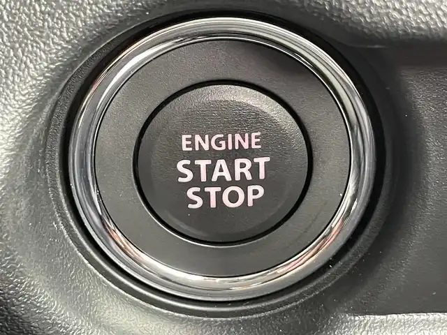 スズキ ジムニー XC 大阪府 2025(令7)年 0.1千km ミディアムグレー 衝突軽減ブレーキ/リアコーナーセンサー　/前席シートヒーター　/クルーズコントロール/レーンキープアシスト　/アイドリングストップ　/ステアリングスイッチ　/ダウンヒルアシストコントロール　/ルーフレール/純正16インチアルミホイール　/プッシュスタート　/スマートキー　/ＬＥＤライト