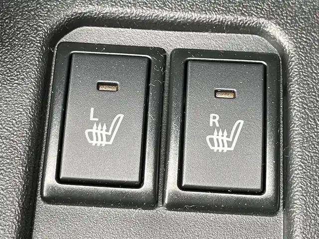 スズキ ジムニー XC 大阪府 2025(令7)年 0.1千km ミディアムグレー 衝突軽減ブレーキ/リアコーナーセンサー　/前席シートヒーター　/クルーズコントロール/レーンキープアシスト　/アイドリングストップ　/ステアリングスイッチ　/ダウンヒルアシストコントロール　/ルーフレール/純正16インチアルミホイール　/プッシュスタート　/スマートキー　/ＬＥＤライト