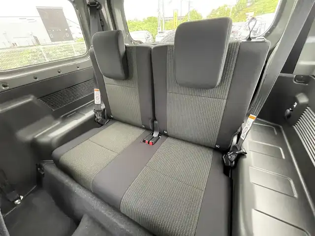 スズキ ジムニー XC 大阪府 2025(令7)年 0.1千km ミディアムグレー 衝突軽減ブレーキ/リアコーナーセンサー　/前席シートヒーター　/クルーズコントロール/レーンキープアシスト　/アイドリングストップ　/ステアリングスイッチ　/ダウンヒルアシストコントロール　/ルーフレール/純正16インチアルミホイール　/プッシュスタート　/スマートキー　/ＬＥＤライト