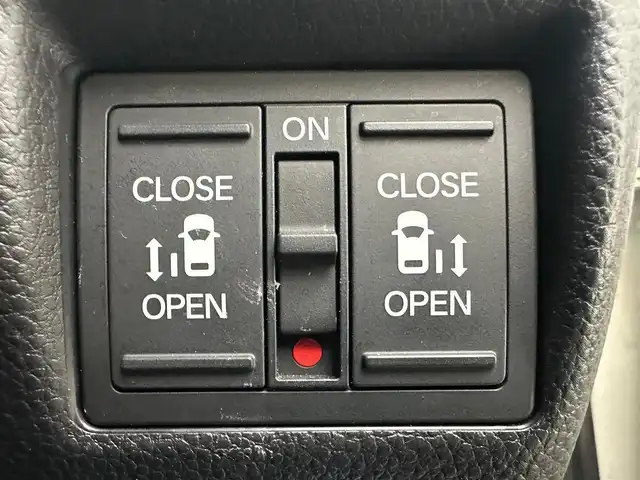 ホンダ Ｎ ＢＯＸ カスタム G L ターボ ホンダセンシング 兵庫県 2018(平30)年 5.8万km プレミアムホワイトパールⅡ ・社外SDナビ/・バックカメラ/・ETC/・両側パワースライドドア/・LEDヘッドライト/・オートライト/・フォグランプ/・ホンダセンシング/・衝突軽減ブレーキ/・追従クルーズコントロール/・純正15インチアルミホイール/・純正フロアマット/・ドアバイザー/・パドルシフト/・電動格納ミラー